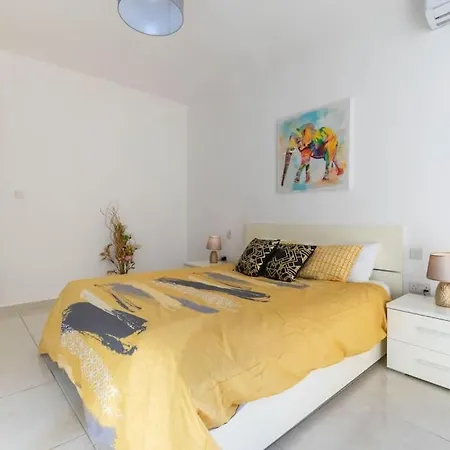 Cozy Apartment, Close To The Sea C4 St. Paul's Bay Exterior photo