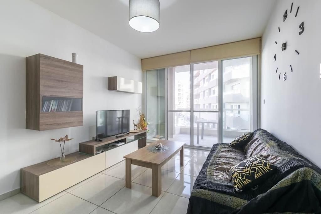 Cozy Apartment, Close To The Sea C4 *